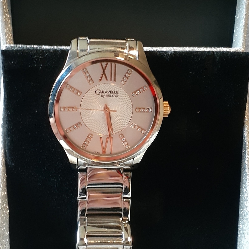 SALE Women's Relic Watch Zooey White Swarovski Crystal